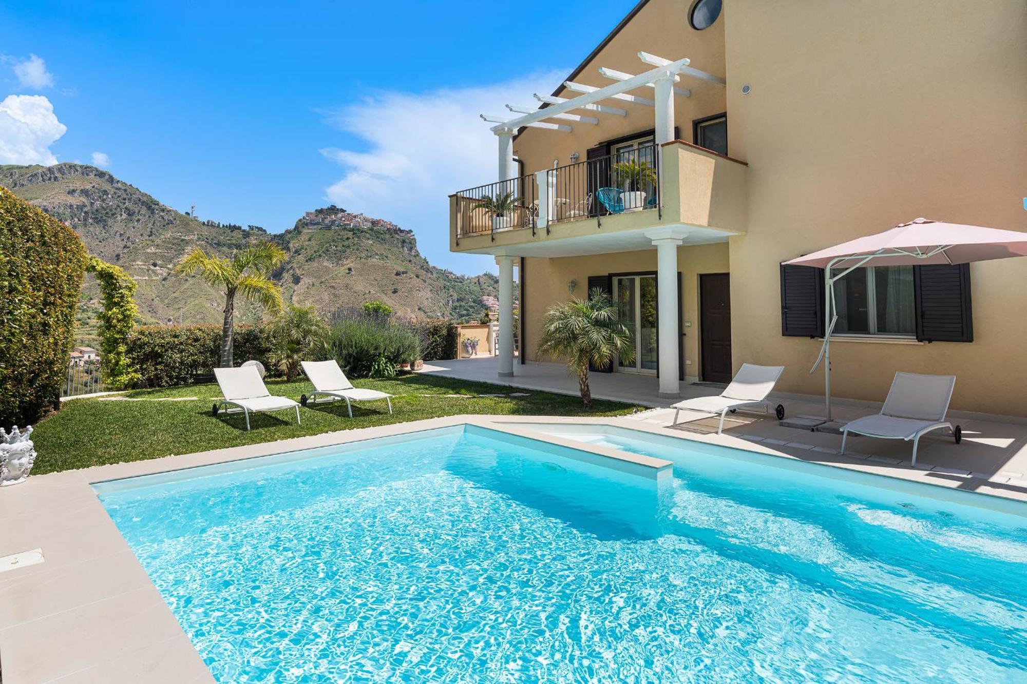 טאורמינה Villa Giutitta מראה חיצוני תמונה